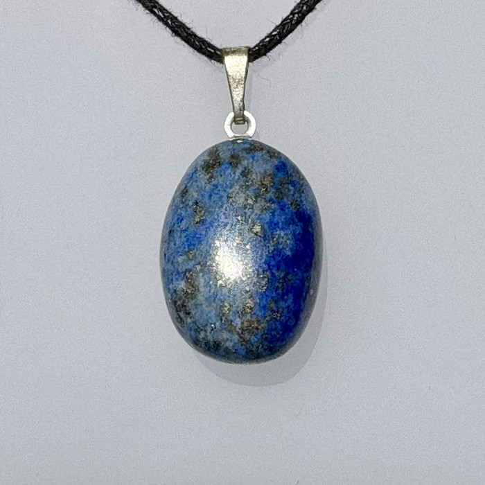 Lapis lazuli tromlovaný přívěsek