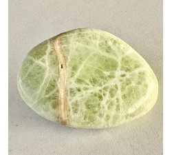 Kalcit zelený minerální hmatka