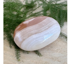 Kalcit oranžový minerální hmatka