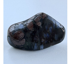 Liberit minerální hmatka