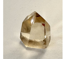 Přírodní citrín broušený minerál - špička