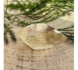 Přírodní citrín broušený minerál - špička