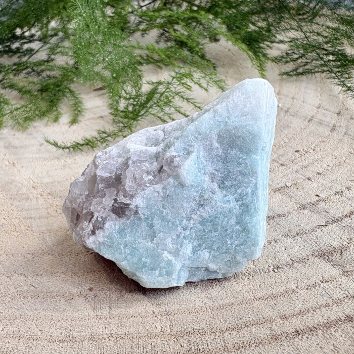 Amazonit  neopracovaný minerál