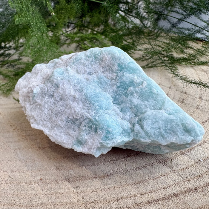 Amazonit  neopracovaný minerál