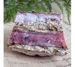 Opál růžový neopracovaný minerál