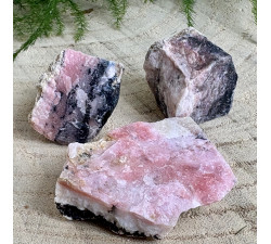 Opál růžový neopracovaný minerál