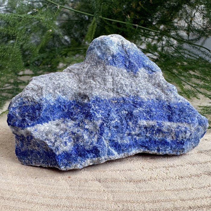 Lapis lazuli neopracovaný minerál