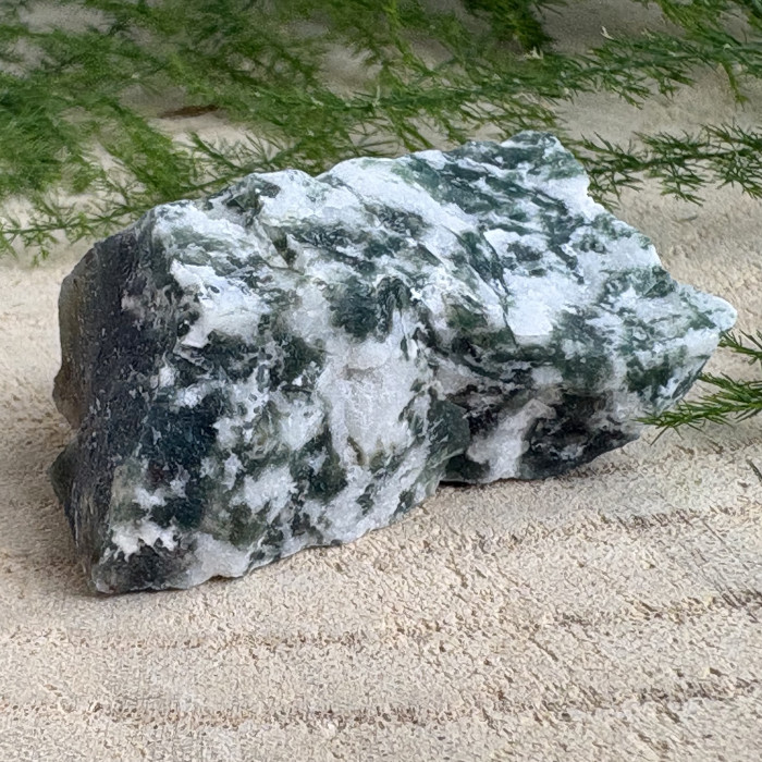 Achát stromový neopracovaný minerál