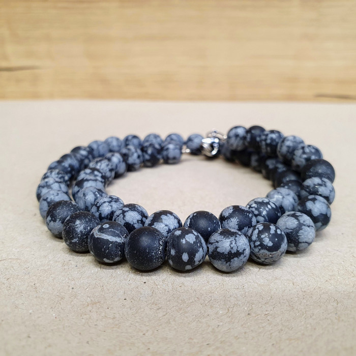 Obsidián vločkový matný 8mm kuličkový náhrdelník Obsidián vločkový matný 8mm kuličkový náhrdelník