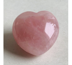 Růženín broušený minerál srdce