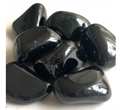 Obsidián černý minerální hmatka