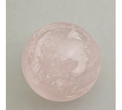 Růženín broušený minerál koule