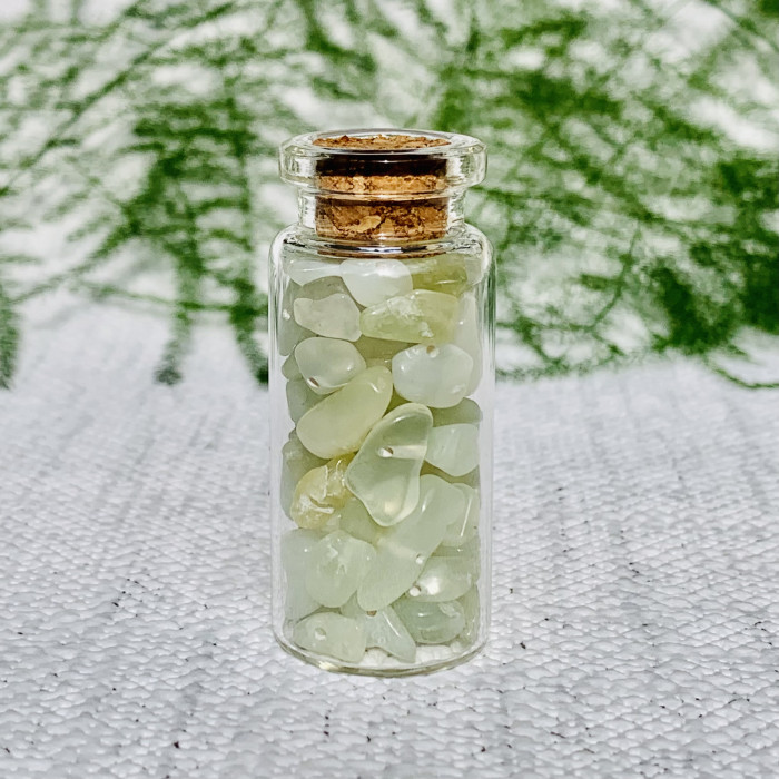Jadeit - lahvička s minerály