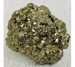 Pyrit neopracovaný minerál