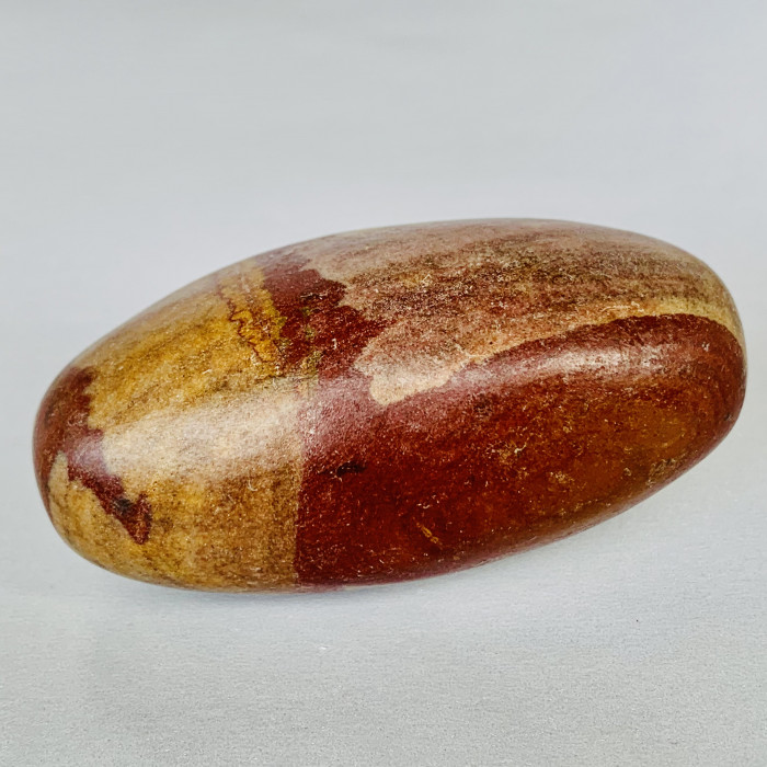 Shiva lingam minerální hmatka