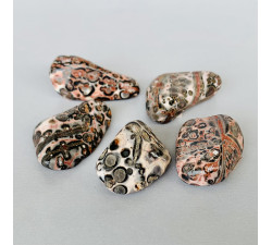 Jaspis leopard minerální hmatka