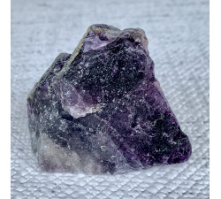 Fluorit neopracovaný minerál